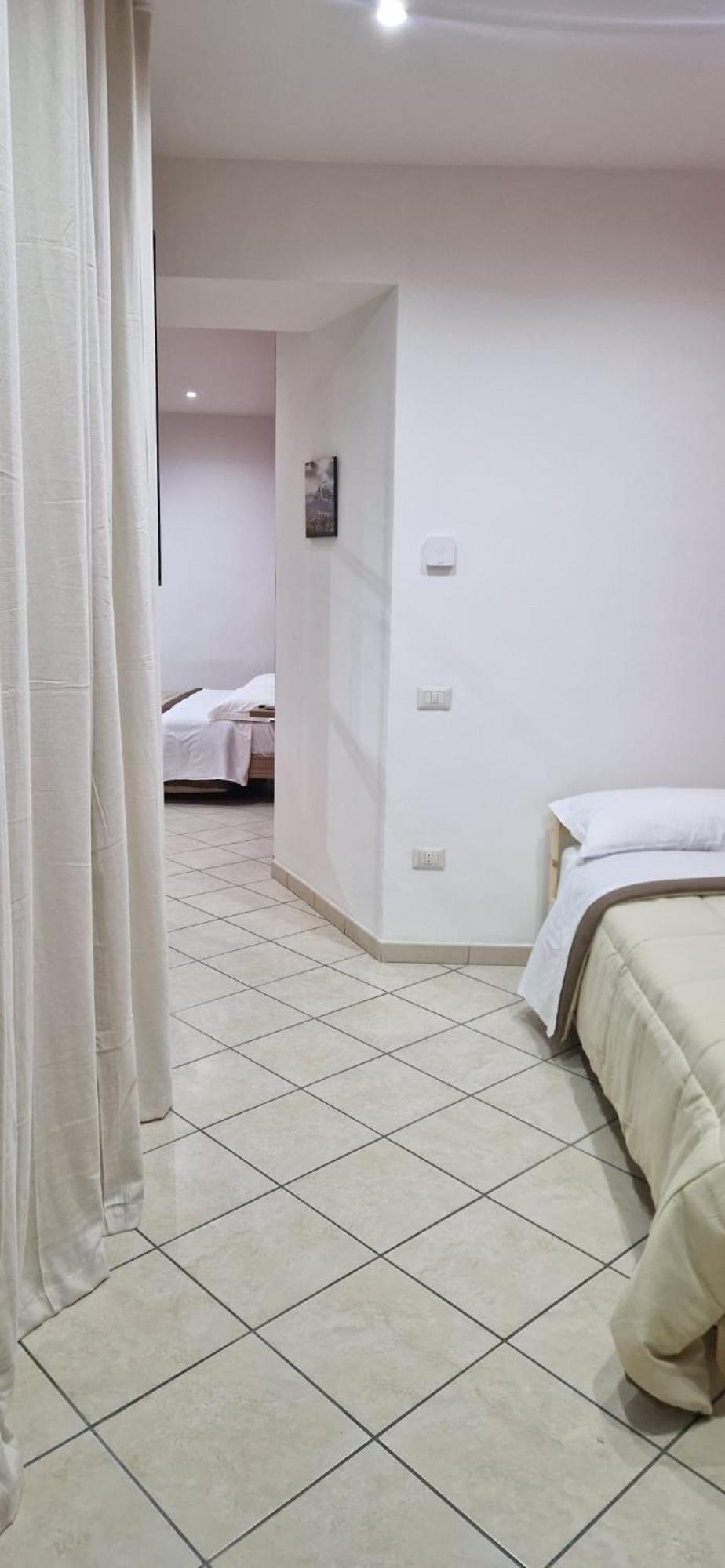Domus Pisanelli Hotell Neapel Exteriör bild